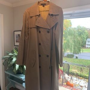 CLASSIC GAP TRENCH COAT SZ XL